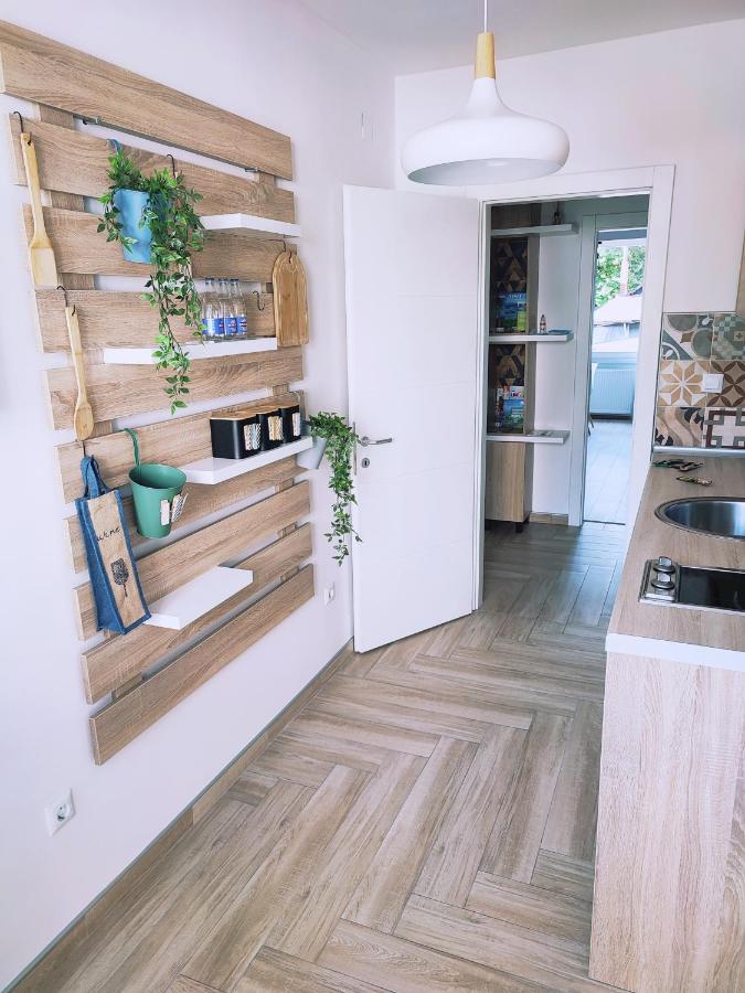 Апартаменти Apartman Lena Тузла Екстер'єр фото