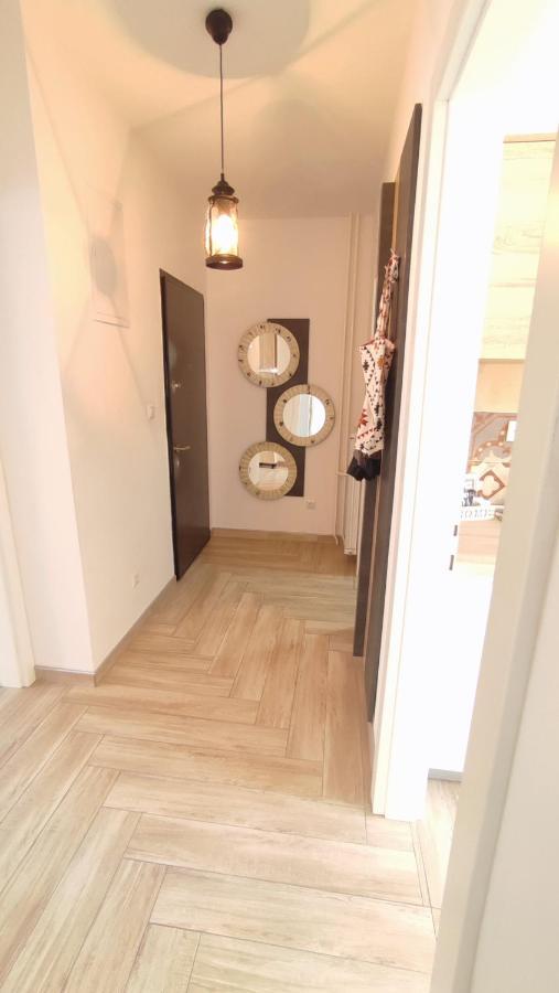 Апартаменти Apartman Lena Тузла Екстер'єр фото