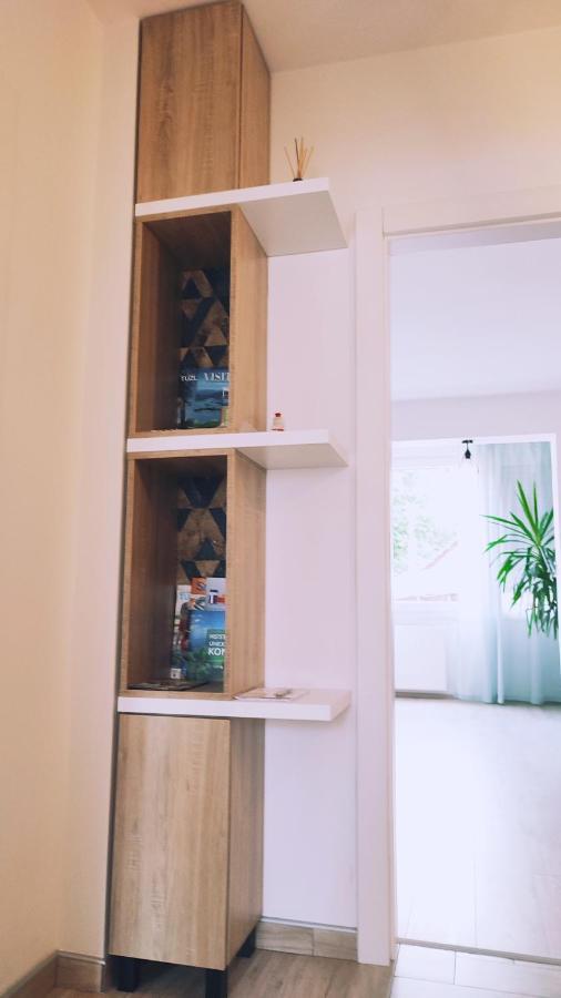 Апартаменти Apartman Lena Тузла Екстер'єр фото